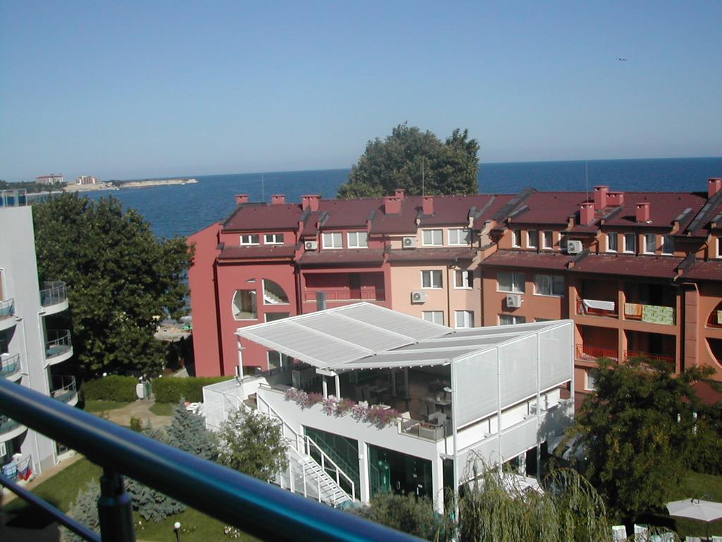 Oasis Suites Apartments And Studios Ravda Dış mekan fotoğraf
